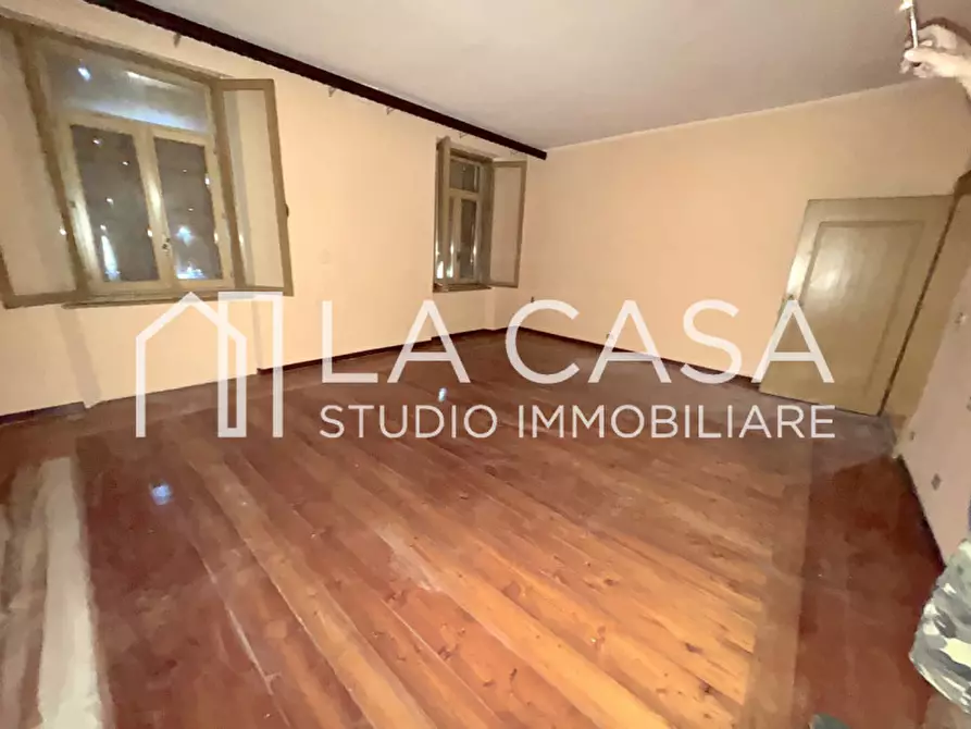 Immagine 23 di Palazzo in vendita  in piazza castello a Valvasone Arzene