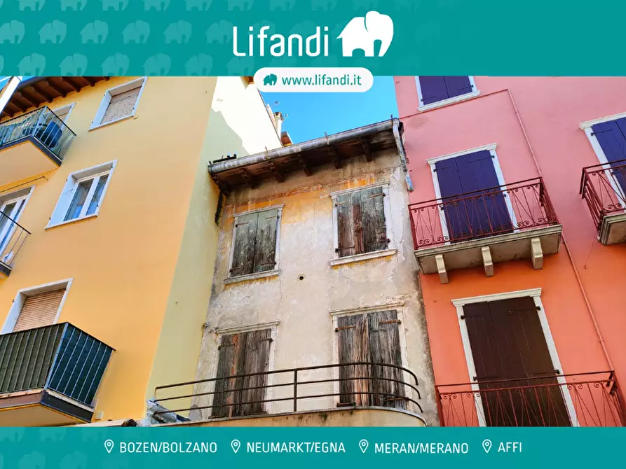 Immagine 1 di Rustico / casale in vendita  a Torri Del Benaco