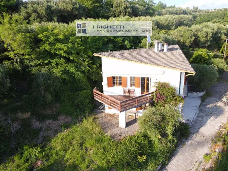 Immagine 2 di Villa in vendita  in Località Morene a Lazise