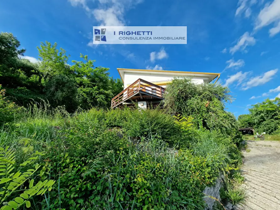 Immagine 15 di Villa in vendita  in Località Morene a Lazise