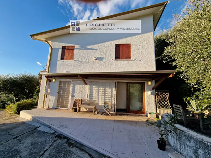 Immagine 17 di Villa in vendita  in Località Morene a Lazise
