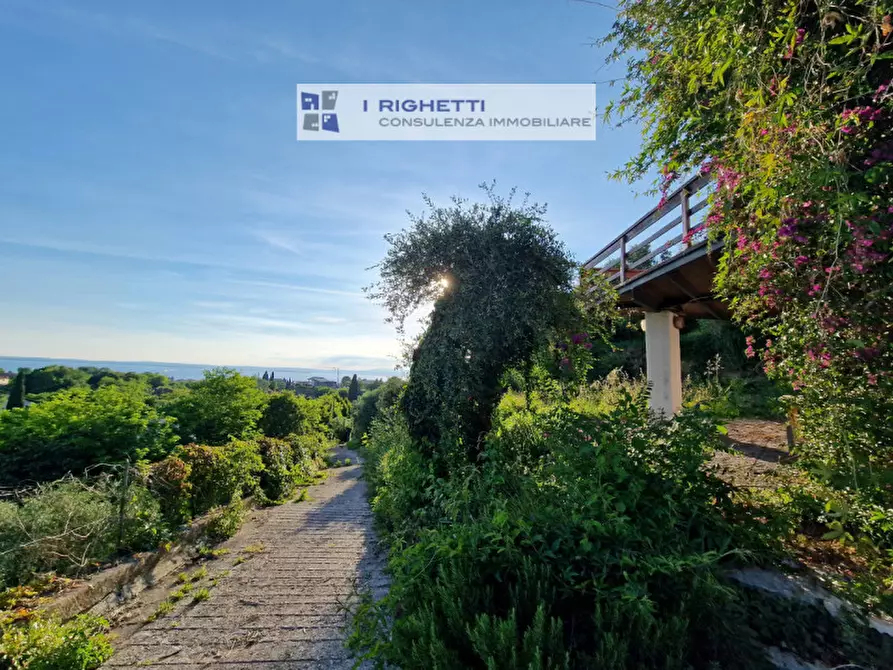 Immagine 20 di Villa in vendita  in Località Morene a Lazise