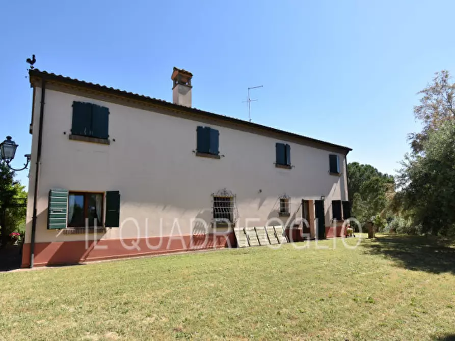 Immagine 3 di Villa in vendita  a Cesena