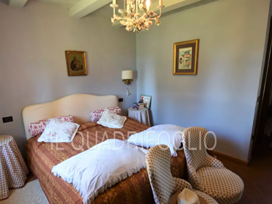 Immagine 11 di Villa in vendita  a Cesena