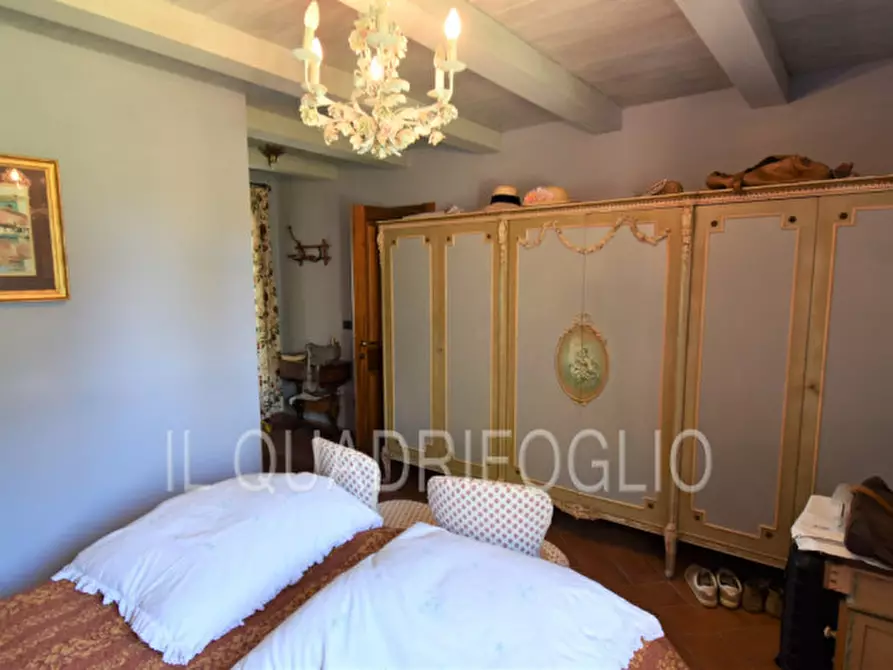 Immagine 12 di Villa in vendita  a Cesena