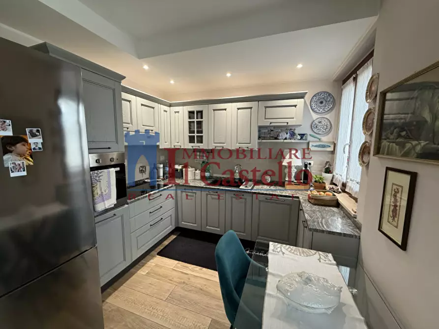 Immagine 3 di Appartamento in vendita  in Via Vittorio Formentano a Castiglione Del Lago