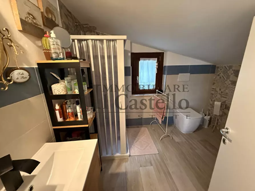 Immagine 22 di Appartamento in vendita  in Via Vittorio Formentano a Castiglione Del Lago