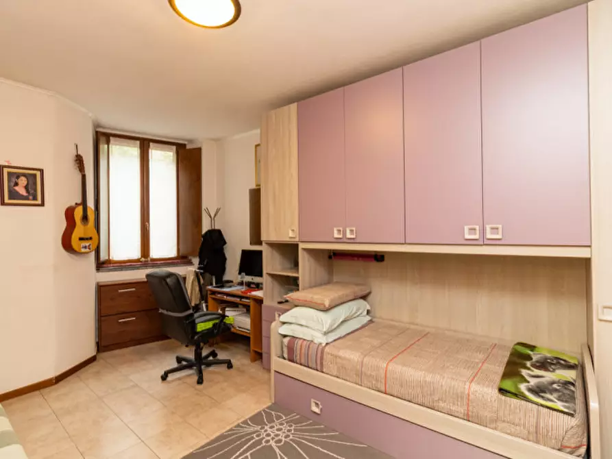 Immagine 1 di Appartamento in vendita  in Via Borgo delle Noci a Civate