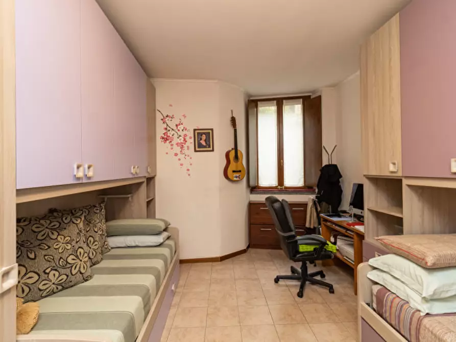 Immagine 2 di Appartamento in vendita  in Via Borgo delle Noci a Civate