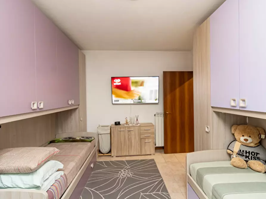 Immagine 4 di Appartamento in vendita  in Via Borgo delle Noci a Civate