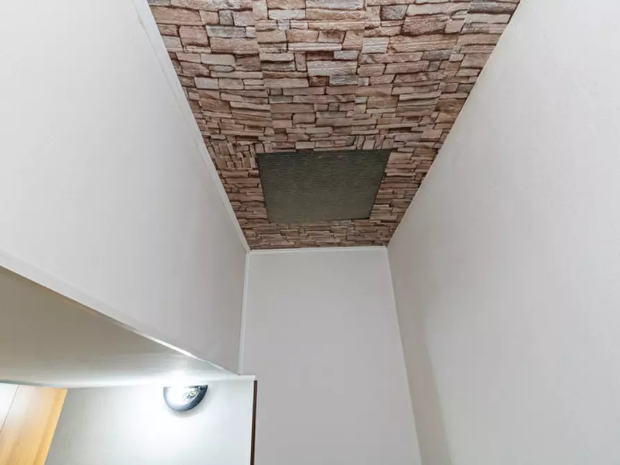 Immagine 22 di Appartamento in vendita  in Via Borgo delle Noci a Civate