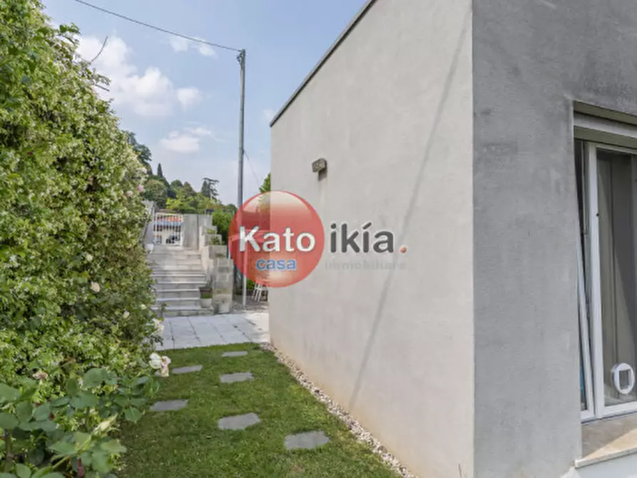 Immagine 23 di Casa bifamiliare in vendita  in Via IV Novembre a Creazzo