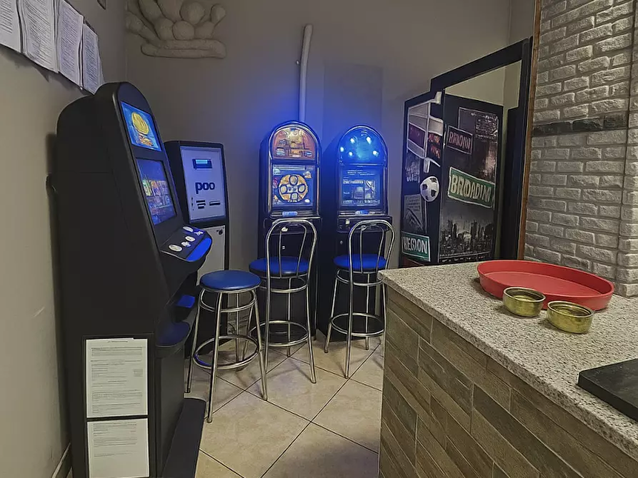 Immagine 5 di Attività commerciale in vendita  in Via Milano 44 a Nerviano