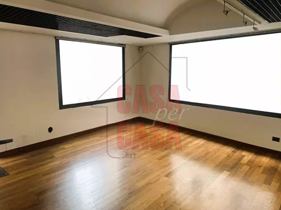 Immagine 3 di Negozio in vendita  in Duomo a Padova