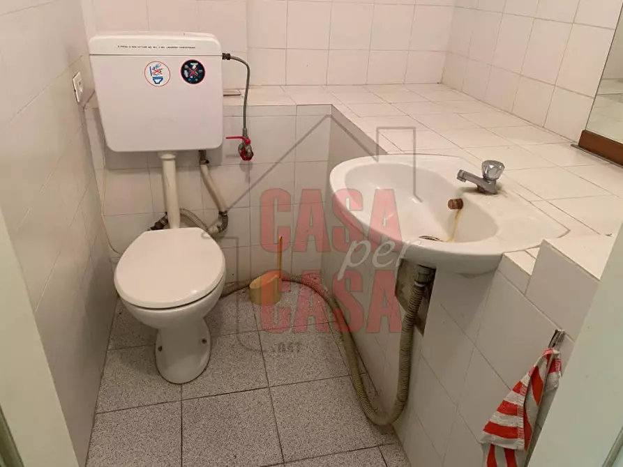 Immagine 7 di Negozio in vendita  in Duomo a Padova