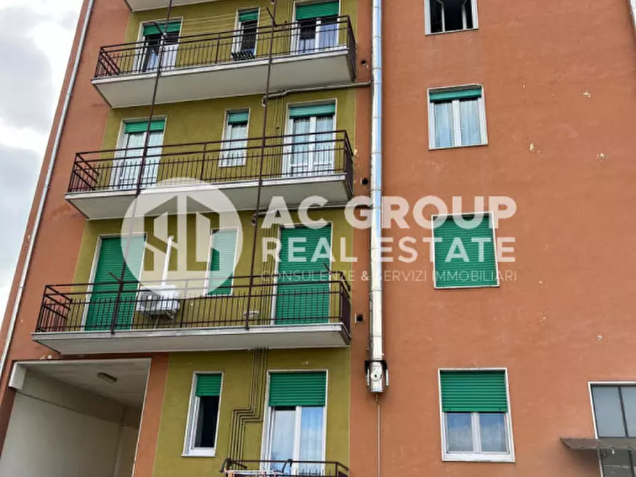 Immagine 2 di Appartamento in vendita  in Viale Roma a Turate