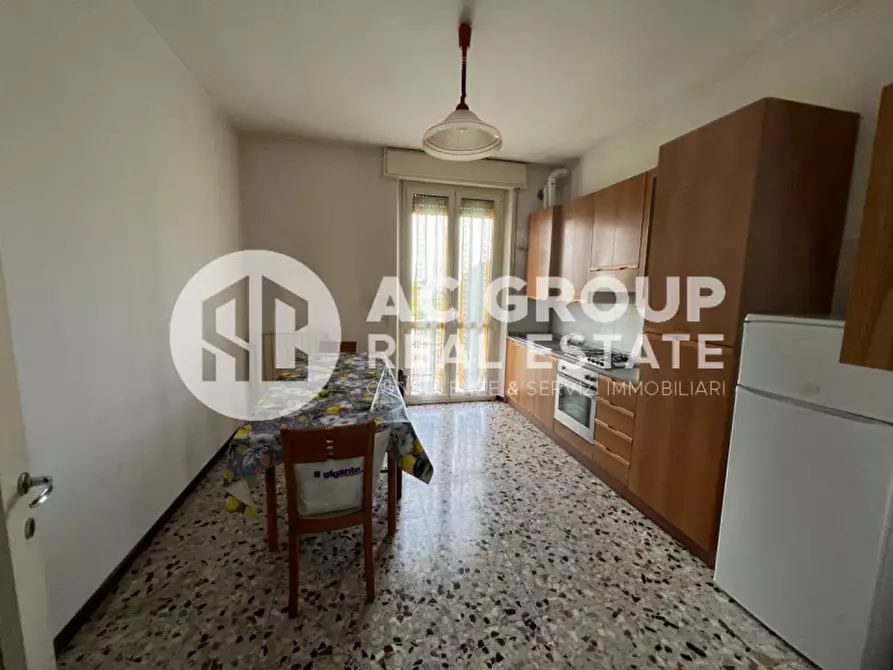 Immagine 5 di Appartamento in vendita  in Viale Roma a Turate