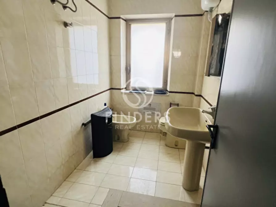 Immagine 3 di Ufficio in vendita  in Via Sant'Anna II Tronco 6c a Reggio Di Calabria