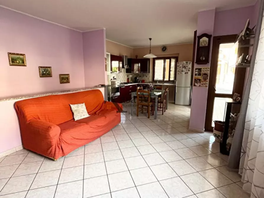 Immagine 4 di Appartamento in vendita  in VIA Genova n. 39 a Volpiano