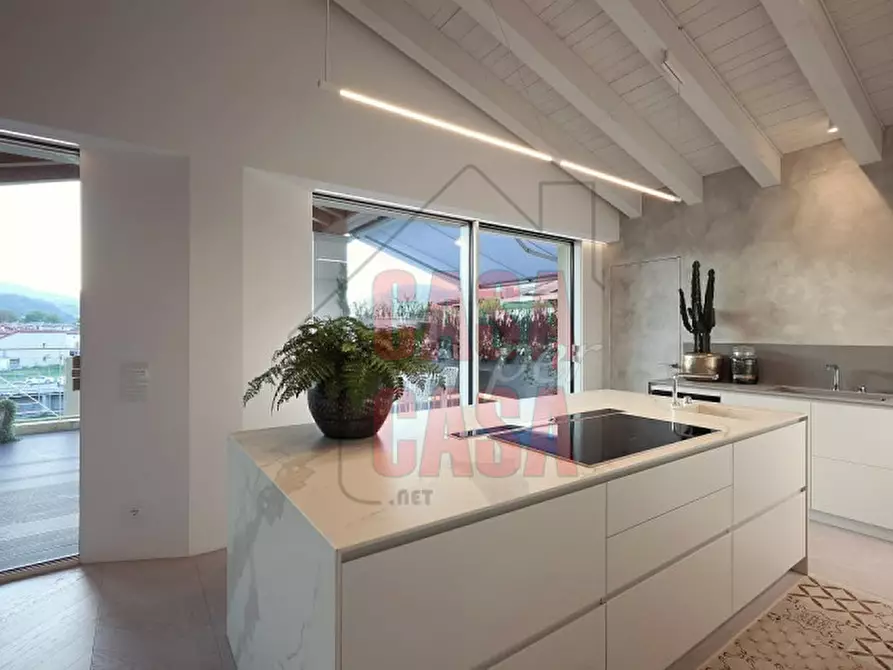 Immagine 1 di Attico in vendita  in via 1 maggio a Abano Terme