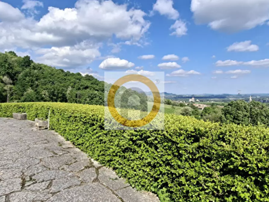 Immagine 6 di Villa in vendita  a Bassano Del Grappa