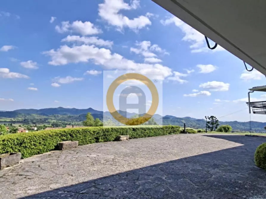 Immagine 10 di Villa in vendita  a Bassano Del Grappa