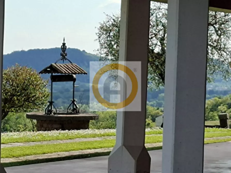 Immagine 13 di Villa in vendita  a Bassano Del Grappa