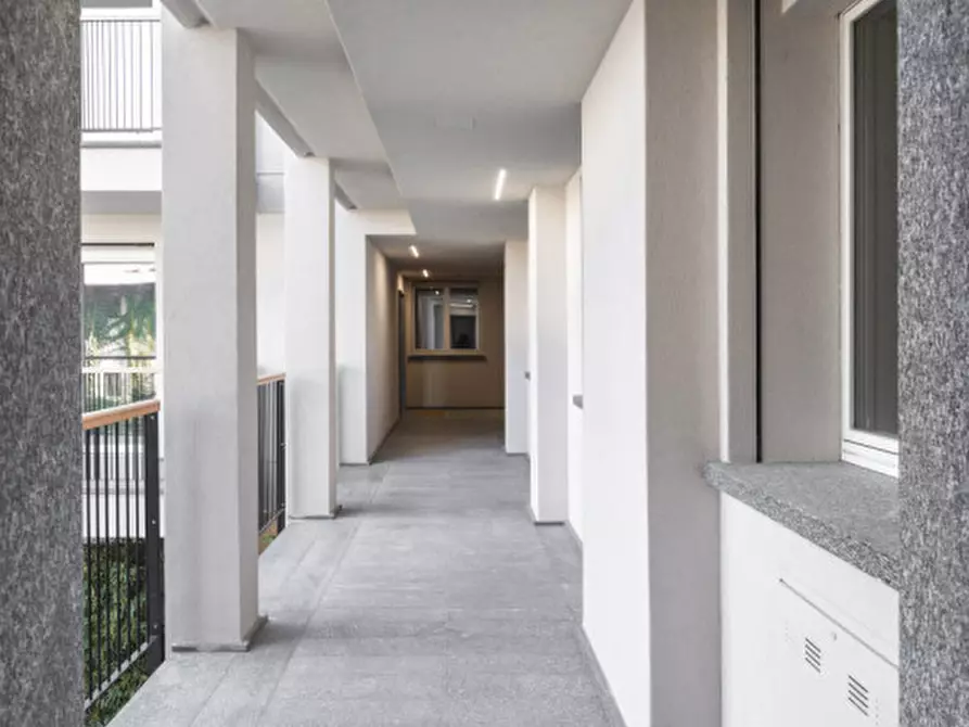 Immagine 7 di Appartamento in vendita  in piazza visconti 13 a Rho