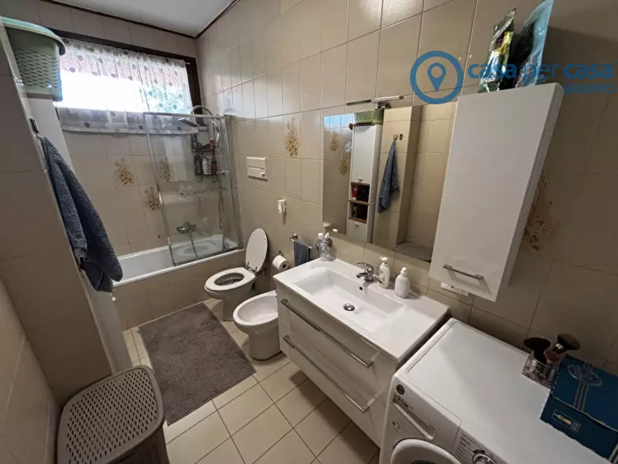 Immagine 8 di Appartamento in vendita  a Rovigo