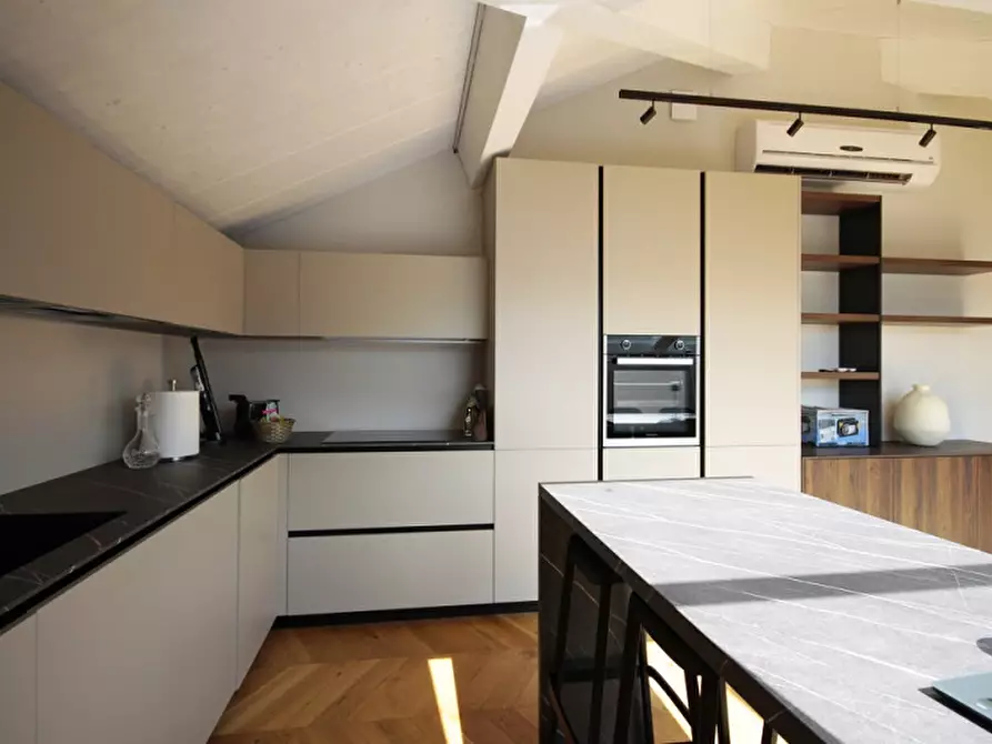 Immagine 9 di Attico in affitto  in viale gramsci a Riccione