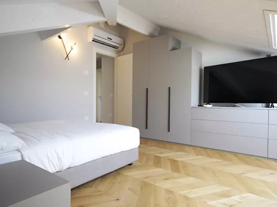 Immagine 17 di Attico in affitto  in viale gramsci a Riccione