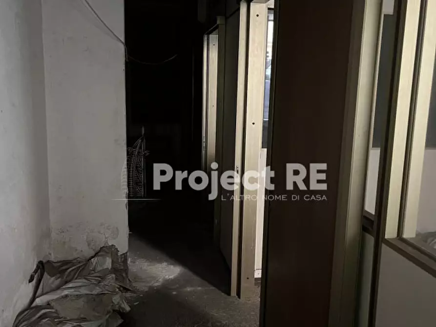 Immagine 4 di Magazzino in vendita  in Via Cattolica dei Greci a Reggio Di Calabria