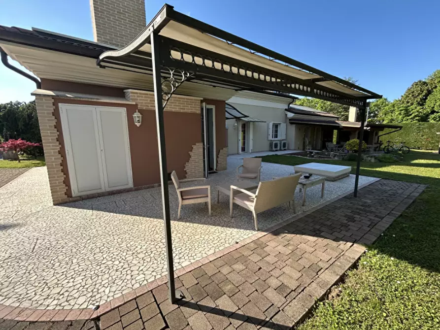 Immagine 38 di Villa in vendita  in Via Vivaldi a Selvazzano Dentro
