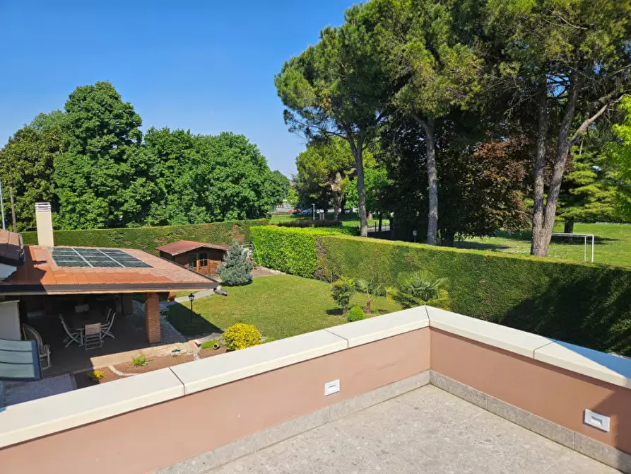 Immagine 46 di Villa in vendita  in Via Vivaldi a Selvazzano Dentro