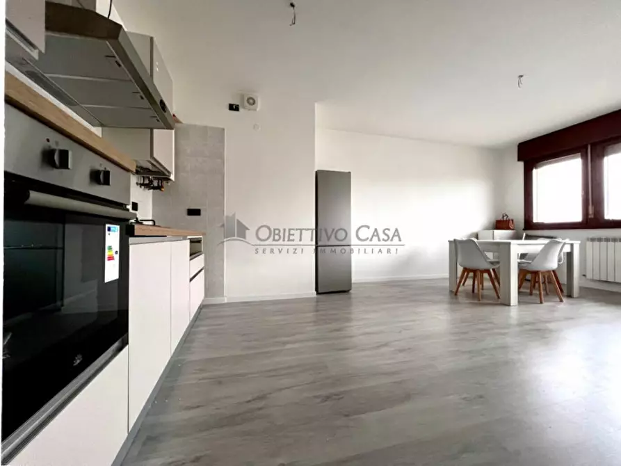 Immagine 2 di Appartamento in vendita  in Via Tommaseo a Abano Terme