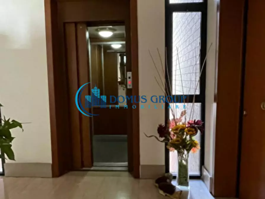 Immagine 2 di Appartamento in vendita  in Via Cusino a Roma