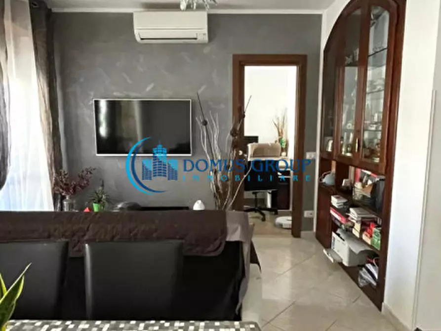 Immagine 4 di Appartamento in vendita  in Via Cusino a Roma