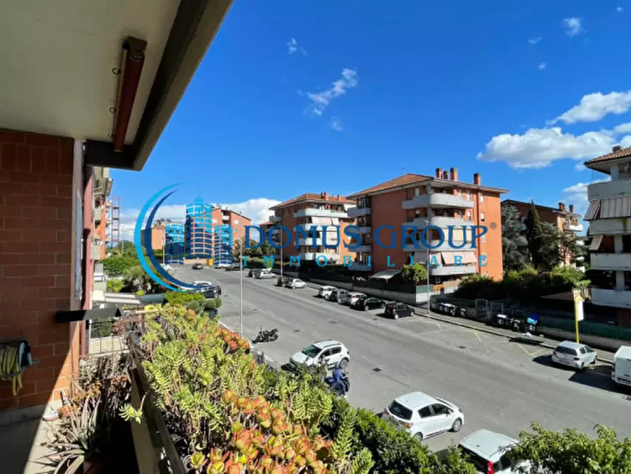 Immagine 25 di Appartamento in vendita  in Via Cusino a Roma