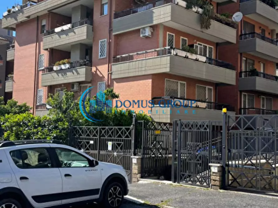 Immagine 32 di Appartamento in vendita  in Via Cusino a Roma