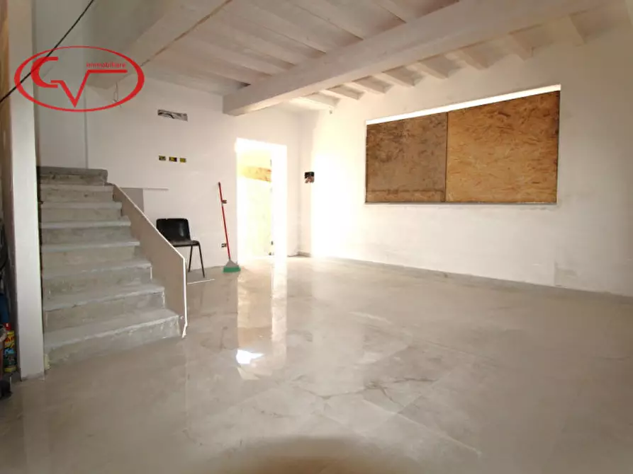 Immagine 3 di Villetta a schiera in vendita  in Via Piave a Montevarchi