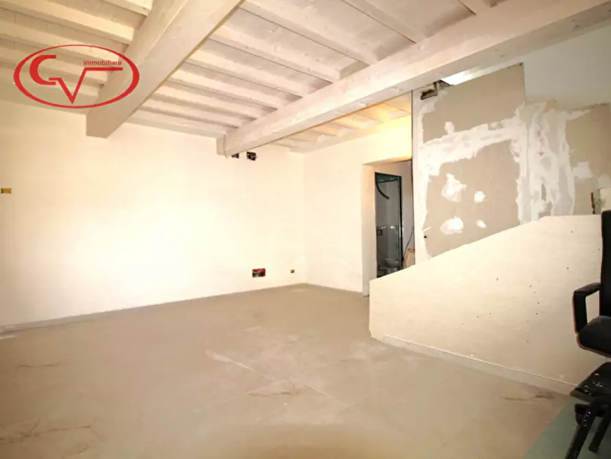 Immagine 5 di Villetta a schiera in vendita  in Via Piave a Montevarchi