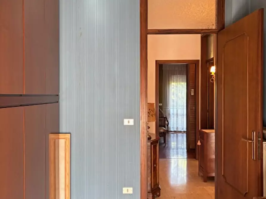 Immagine 45 di Appartamento in vendita  in via Prosdocimi a Padova