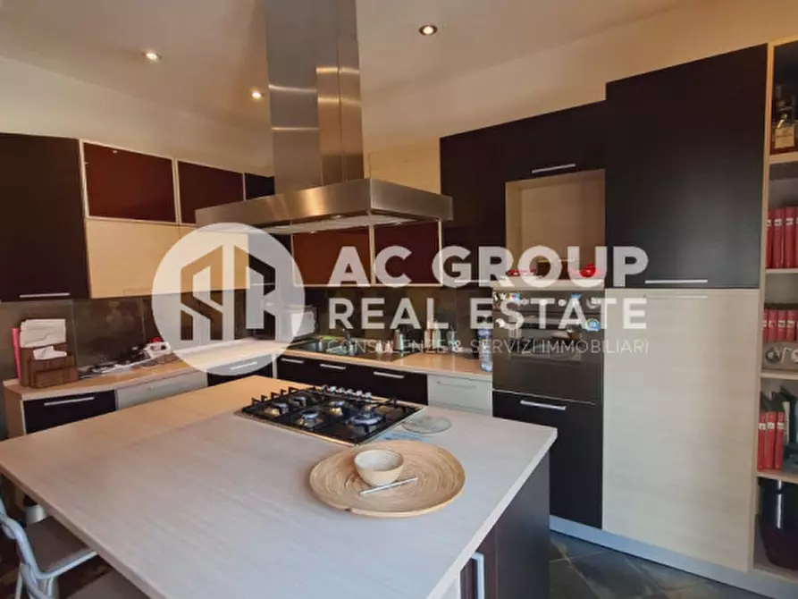 Immagine 3 di Appartamento in vendita  in Via Quarto dei Mille a Gerenzano