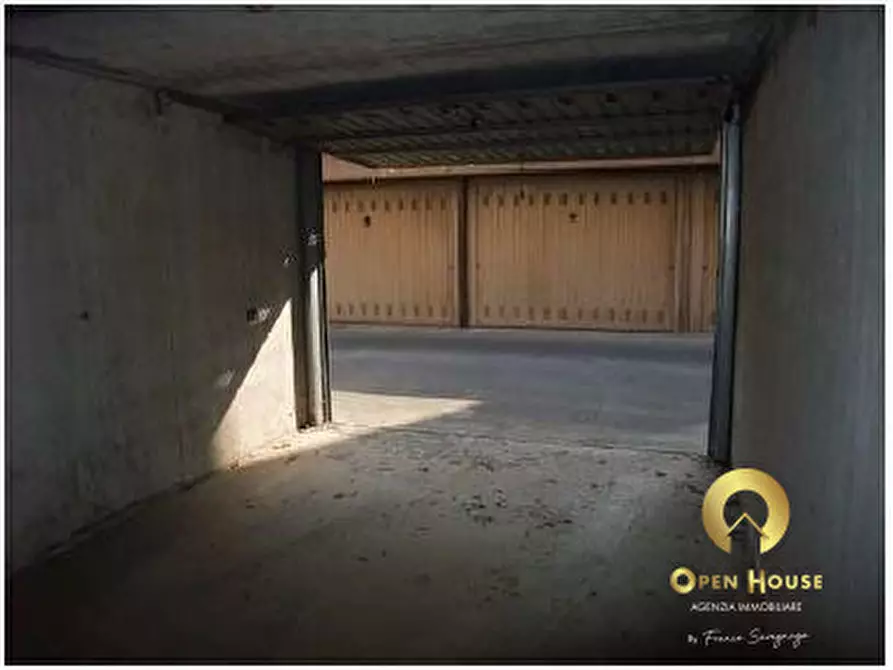 Immagine 6 di Garage in vendita  in Via giulio natta 4 vicenza a Vicenza