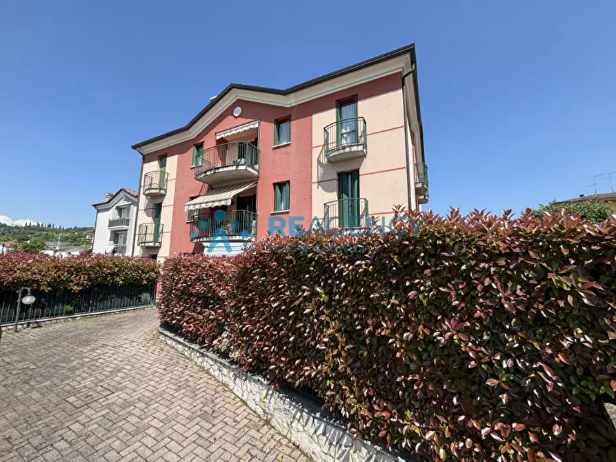 Immagine 1 di Appartamento in vendita  in Vicolo Giotto a Creazzo