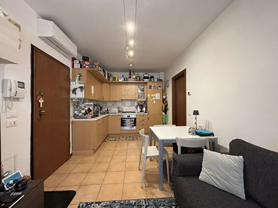 Immagine 5 di Appartamento in vendita  in Vicolo Giotto a Creazzo