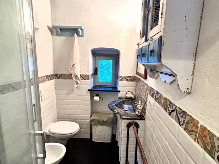 Immagine 14 di Appartamento in vendita  in Via San Fruttuoso a Camogli