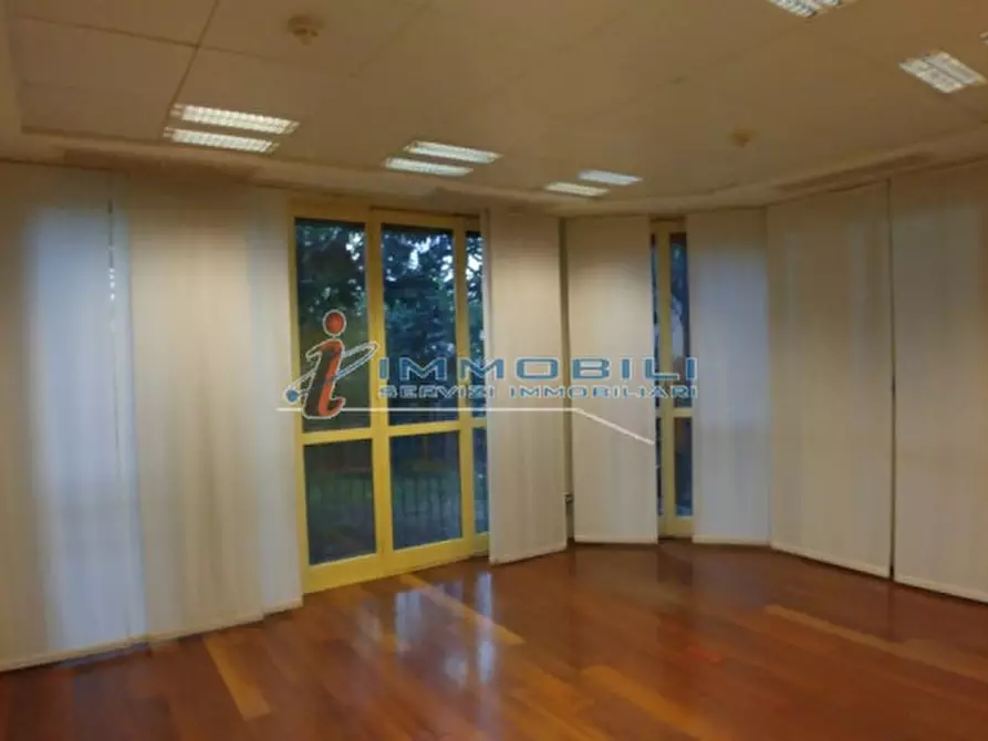 Immagine 1 di Ufficio in affitto  in VIA SENATO a Milano