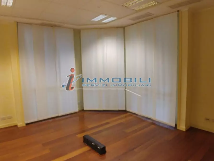 Immagine 9 di Ufficio in affitto  in VIA SENATO a Milano