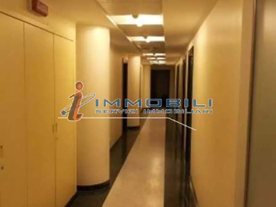 Immagine 17 di Ufficio in affitto  in VIA SENATO a Milano